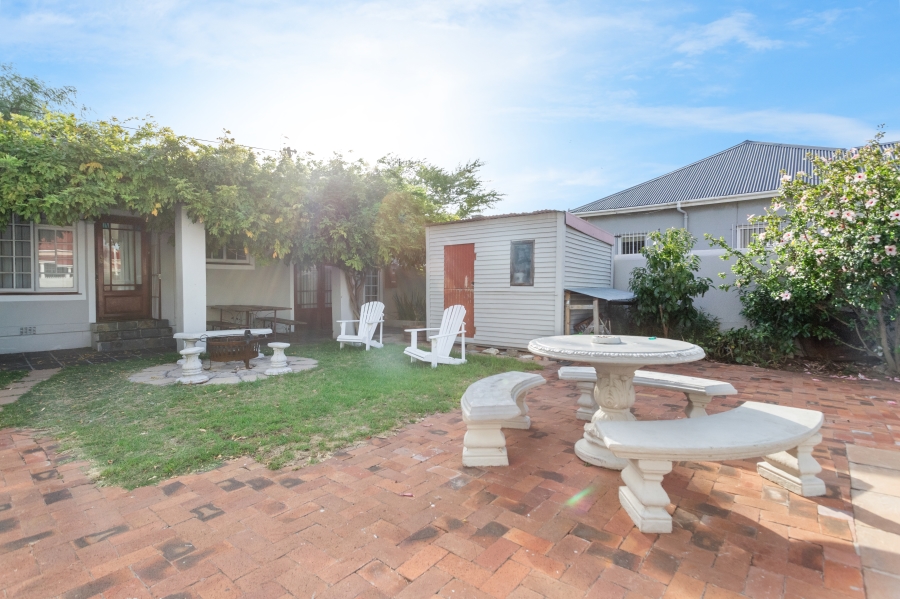 To Let 10 Bedroom Property for Rent in Observatory Western Cape